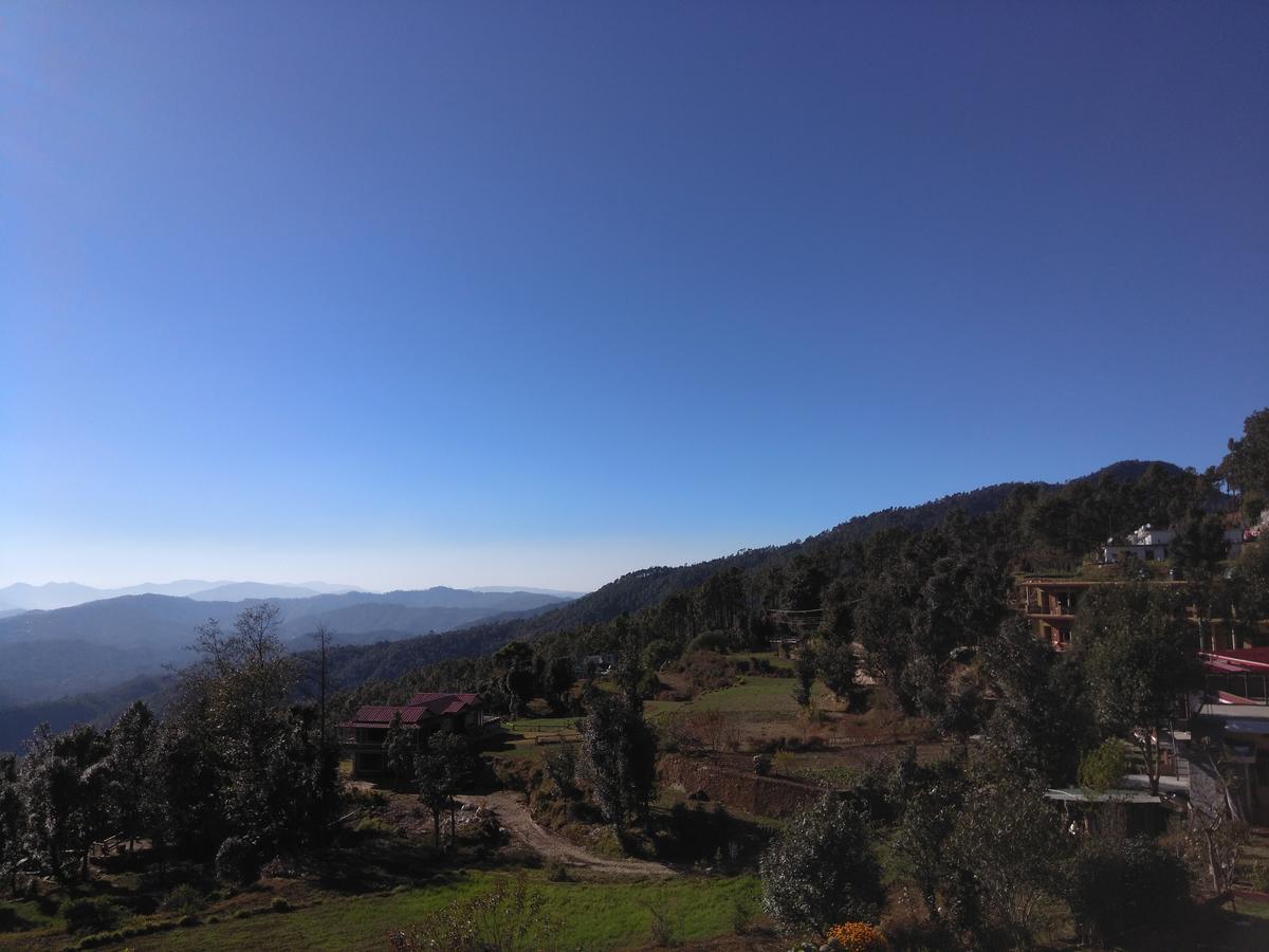 Maa Ananda Mayee Guest House Binszar Kültér fotó